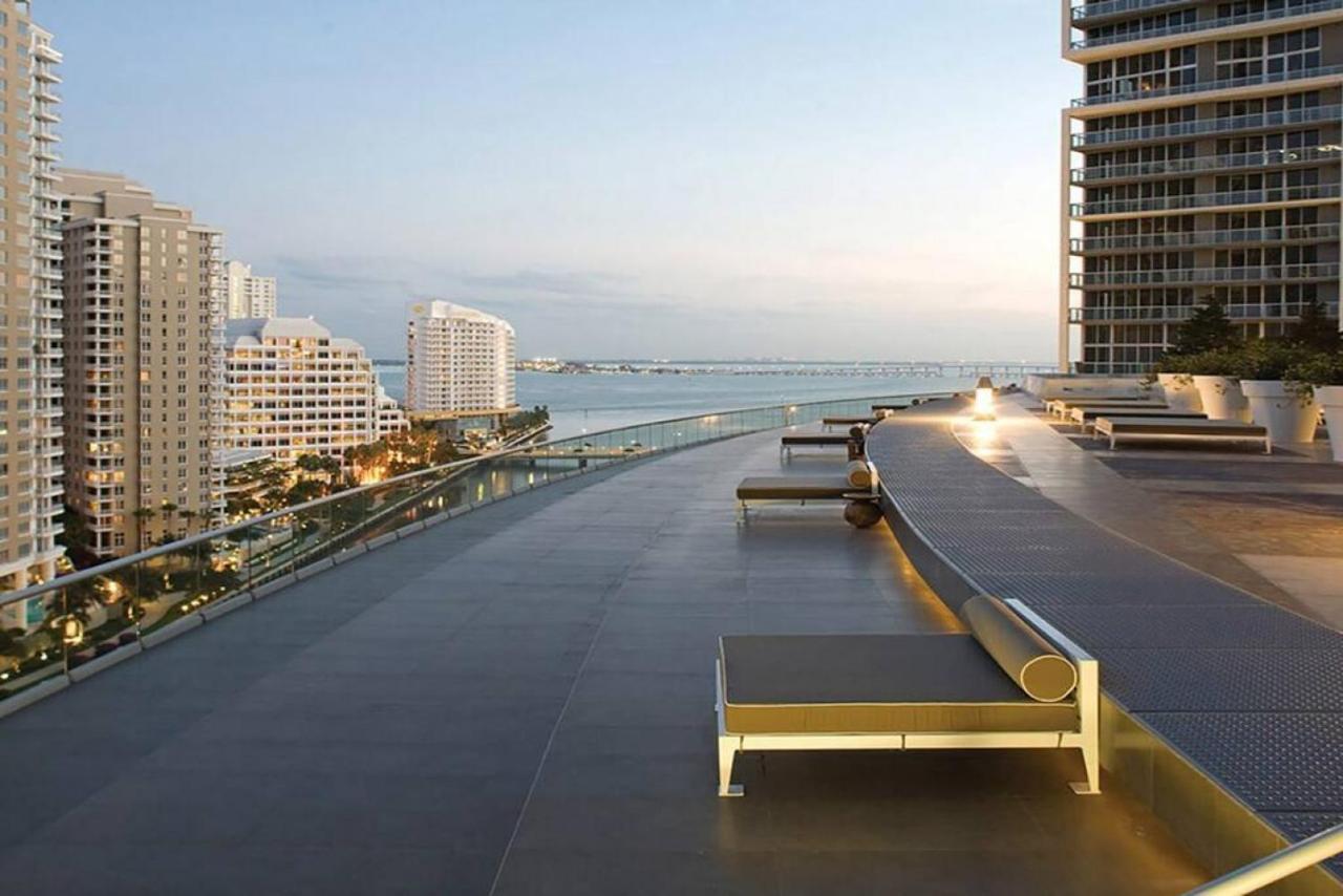 Beautiful One Bedroom Condo 16Ft Ceilings At The W Miami Esterno foto